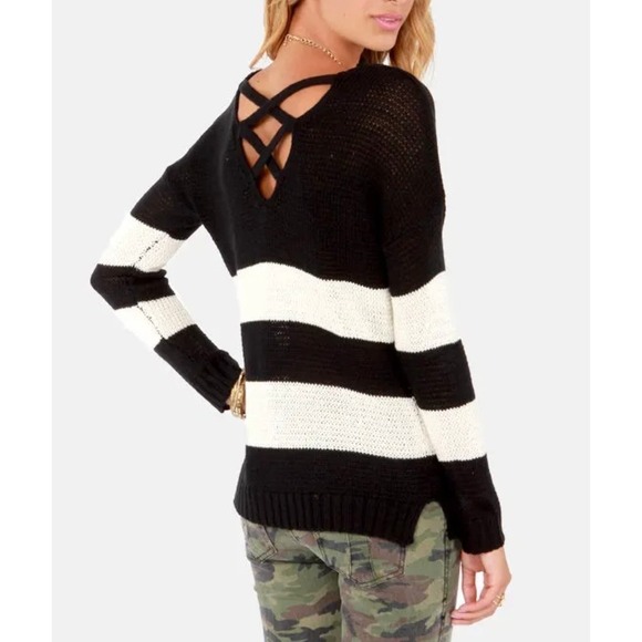 Olive & Oak Sweater Ivory & Black Striped Criss Cross Back Size Medium - Picture 1 of 9